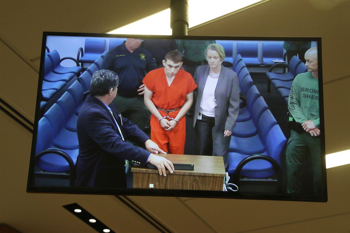 orlandosentinel's tweet photo. Nikolas Cruz wasn’t old enough to sip a beer, but federal law allowed the 19-year-old to buy a weapon powerful enough to kill 17 people in a matter of minutes https://t.co/P0mK2Ncofr https://t.co/8JYKM7FfTT