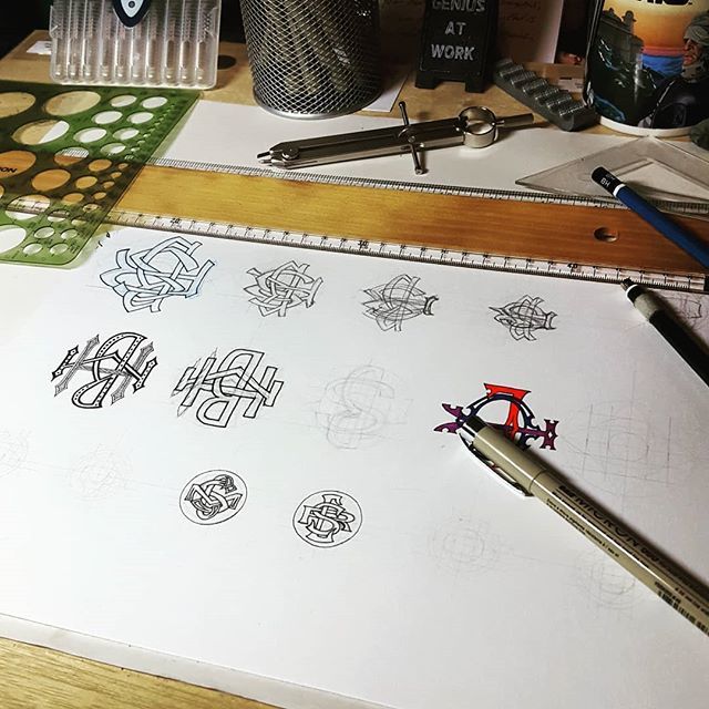 RabbitDance's tweet photo. Spending time practicing Victorian style monogram ciphers today. Some of the smaller ones will be engraved on 1 inch sample pendants to show people.
.
.
.
.
.
#practice #drawing #handlettering #engraving #monogram #cipher #victorian #art #lettering #penm… https://t.co/MLH79J9dBo https://t.co/aXkkTop6uz