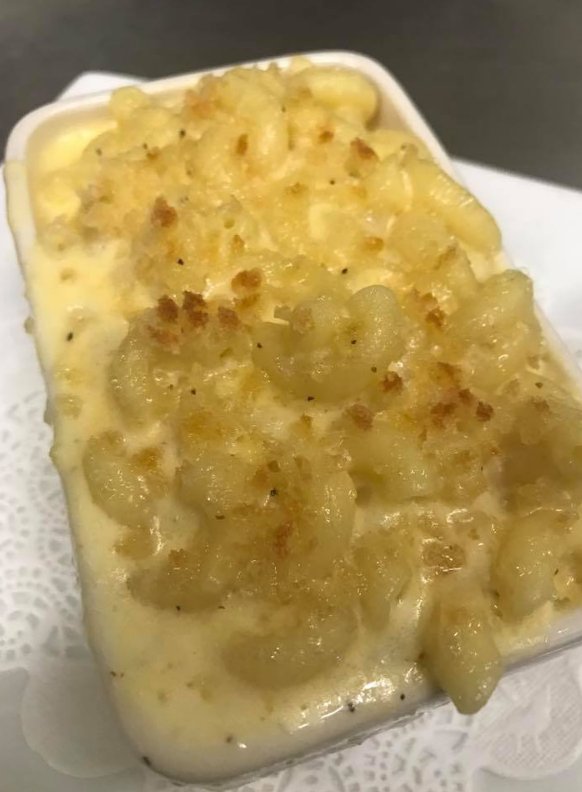 Tropics_Bar_NY's tweet photo. Enjoy a 4 cheese blend with heavy cream, spices and crispy crumb topping 😋
.
.
.
.
.
#NYEats #SchenectadyEats #drinks #NYbar #foodie #prettyplates #yum #vibes #hungry #yummy #Tropics #Schenectady #NY https://t.co/dKND6GNoOO
