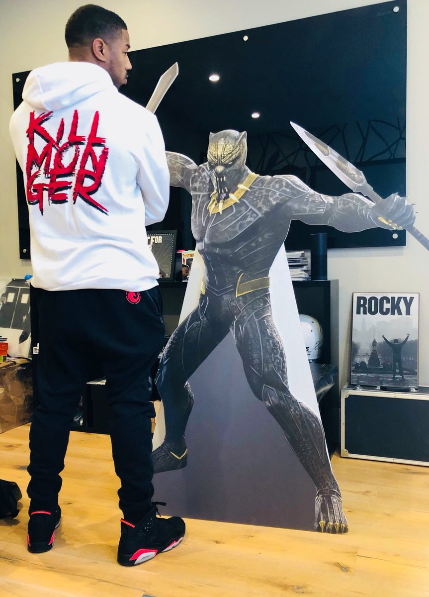 træt dagsorden politik Michael B. Jordan on Twitter: "The time has come. Killmonger has joined  @MarvelChampions Play today for a chance to add him to your team. Be sure  to finish the Champion Challenge I