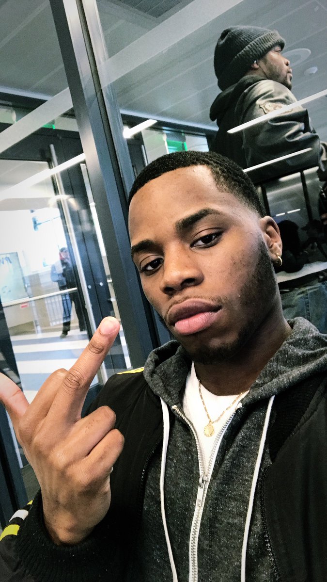 isthatdeion's tweet photo. Stfu https://t.co/MEQhGTMz8p