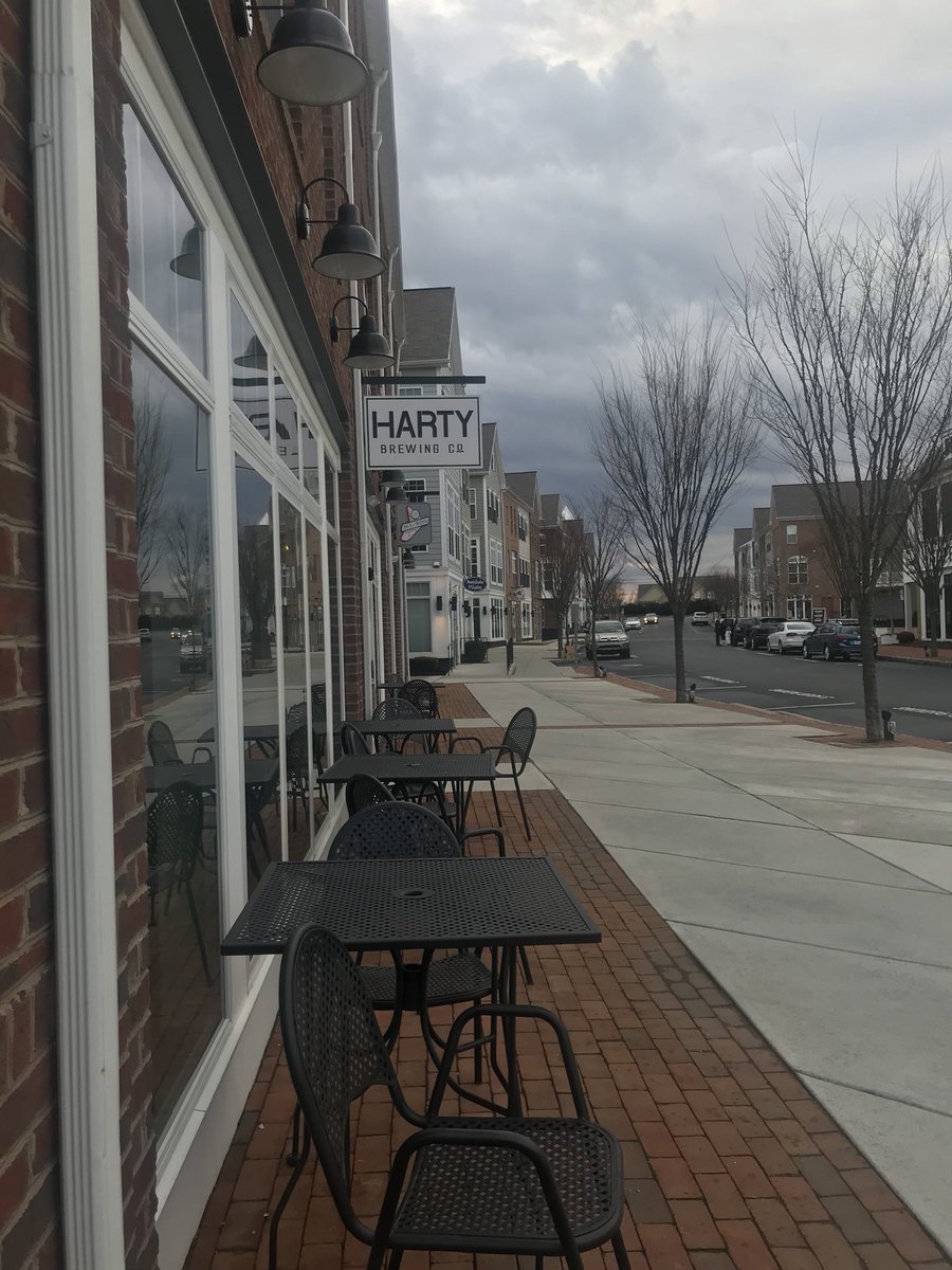 Being a procrastinator has its perks when it’s 64 in February🍻

Open 5-9!  #beer #beers #craftbeer #craftbeers #breweriesinpa #craftbeerporn #harrisburg #mechanicsburg #pennsylvania #craftbeernation #craftbeerdrinker #ilovebeer #ilovecraftbeer