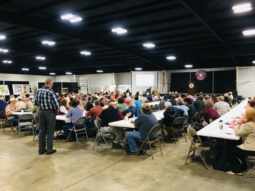 MSLandBank's tweet photo. What a crowd at the Northeast Mississippi Producer Advisory Council Meeting in Verona today! Matthew Kimbrough and Will Foley from our Tupelo branch visited with the nearly 250 producers, researchers, and industry professionals in attendance.
#msuext #msucrops #msuextbeef https://t.co/AyQPZKpo2m