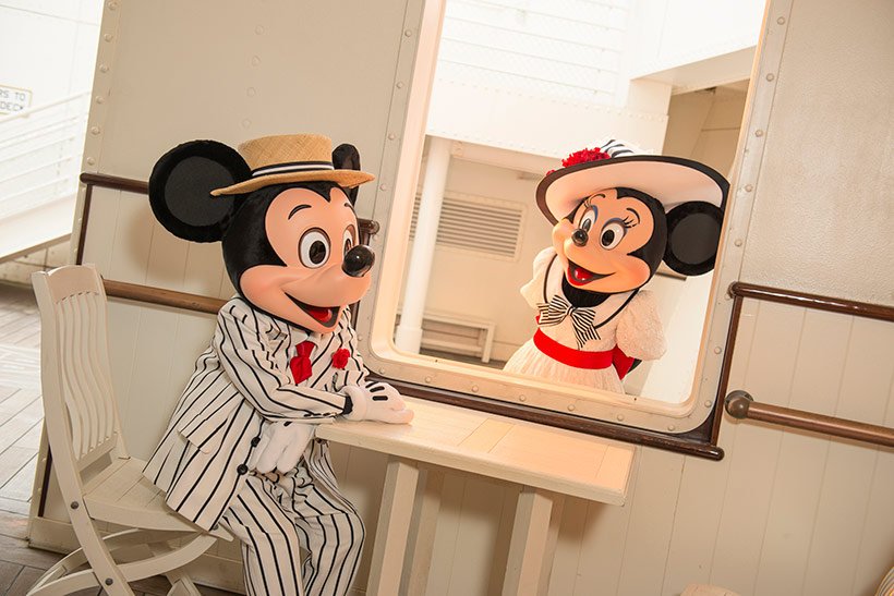 ザッツとかアメフロで最前で見れてた時代。 衣装まだ取ってあるとか