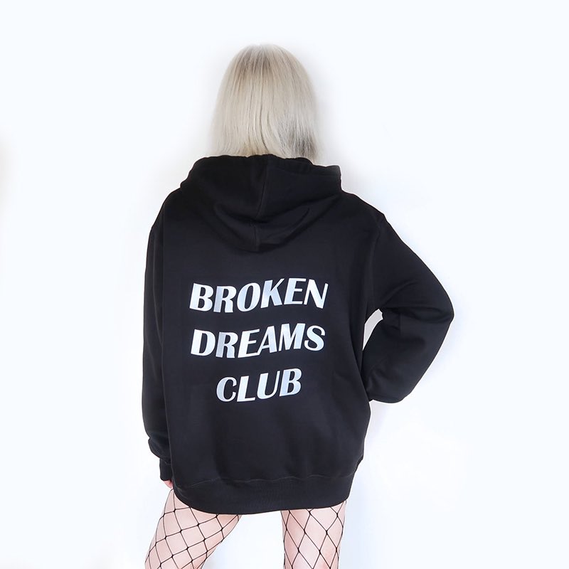 unslashed_usa's tweet image. BROKEN DREAMS CLUB 

💔
💔
💔

ON SALE + FREE SHIPPING! 

 unslashed.com/collections/co…