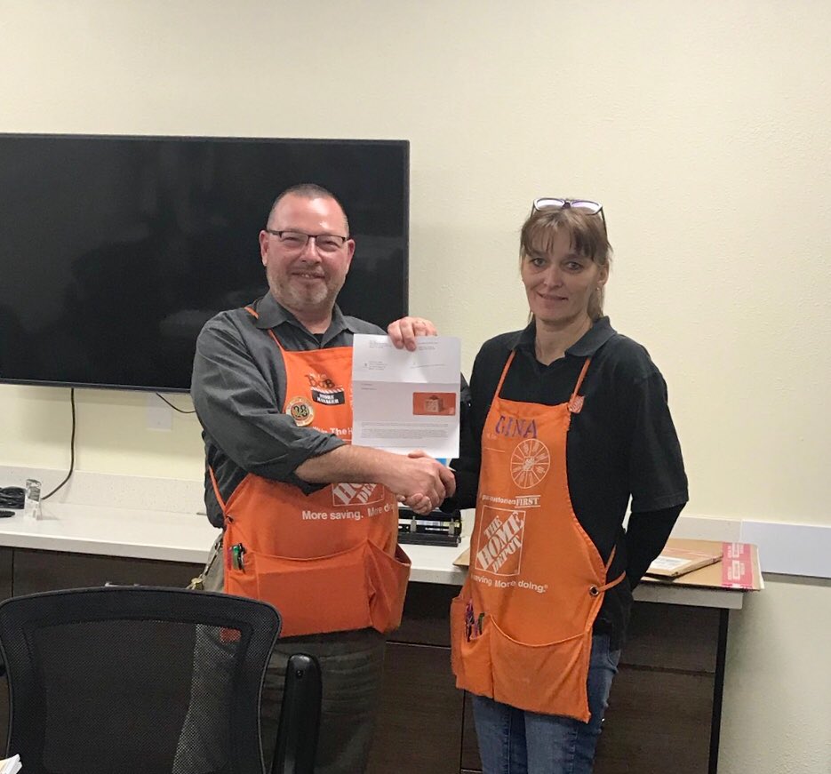 Congrats to Gina for winning our annual Trip Reduction grand price of a $250 HD gift card!! #0404Rocks, #PMDpeoplefirst