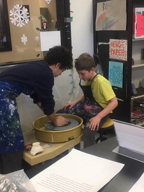 WDPPKS's tweet photo. PKS Project Showcase Night.
Phantom Knight student, Joshua, had the chance to teach Jake, a student from Westwood, all about dissecting a dogfish shark as well as how to use the pottery wheel.  @Westwood742 https://t.co/tueXZKVCZn