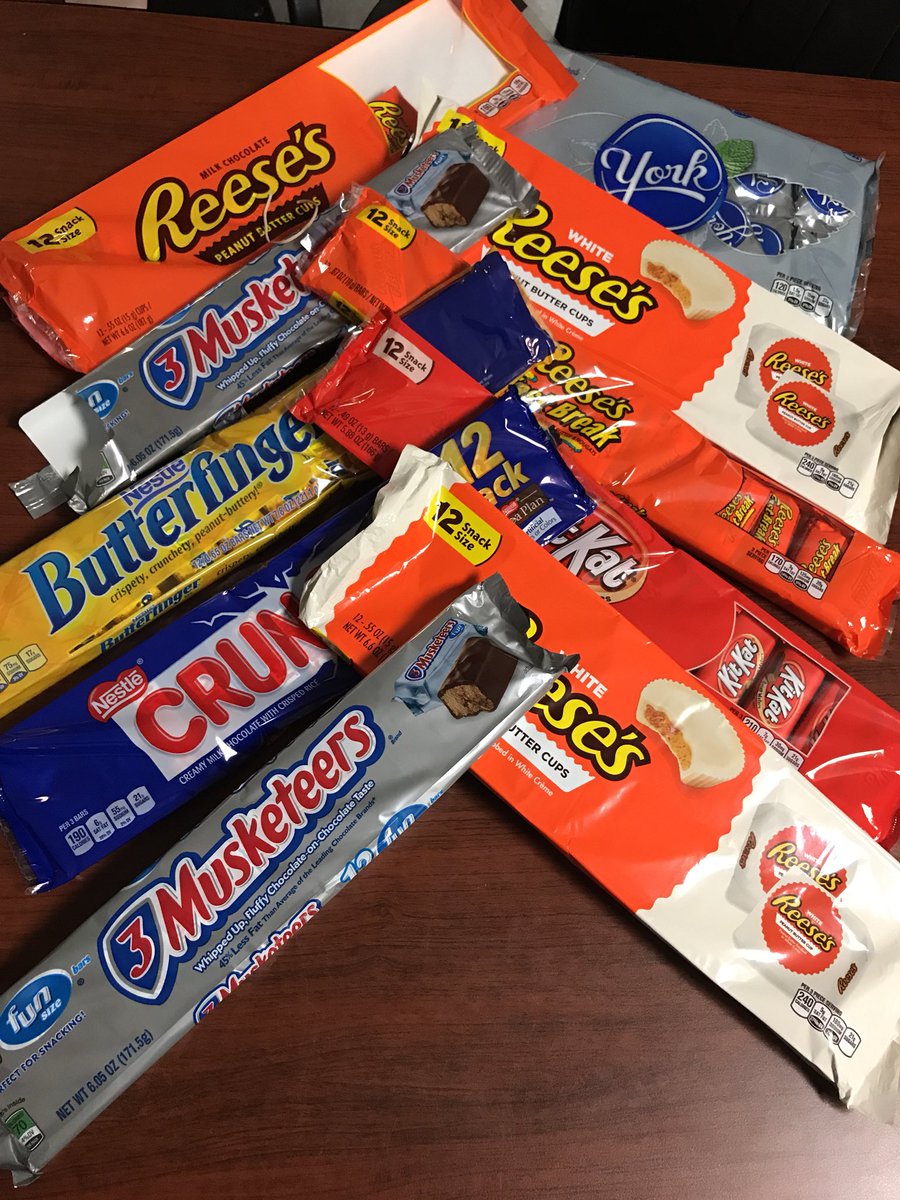 Cupid stopped and left some Valentines Day goodies for the #killaswag crew!! #employeeappreciation <a href="/DaleB1/">Dale S. Brown</a> @nichols304 @MidAtlantic1860 <a href="/CShaneSmith1/">Shane Smith</a> <a href="/404girl/">Betsy Francis</a> <a href="/JenVanBus/">JVB</a>