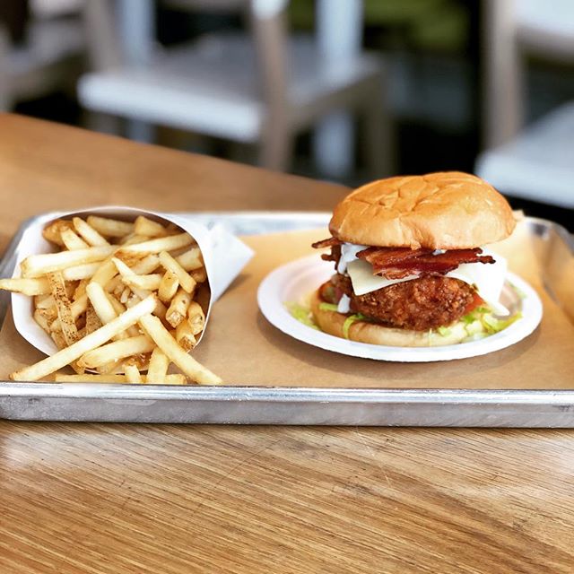 eatbirdcall's tweet photo. Grab this dynamic duo in Five Points, Union Station (inside of Whole Foods Market) and soon to open Evans location near the University of Denver. 🐦📞
📸 Flavor of Denver https://t.co/D2pC6CYCSq