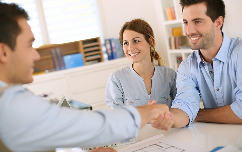 Buildertrend's tweet photo. Quality customer service comes down to exceeding the client’s expectations, not just meeting them. So, how do you deliver? Read more to find out! https://t.co/SEPNiyYpjl https://t.co/DsZlU3iJzS