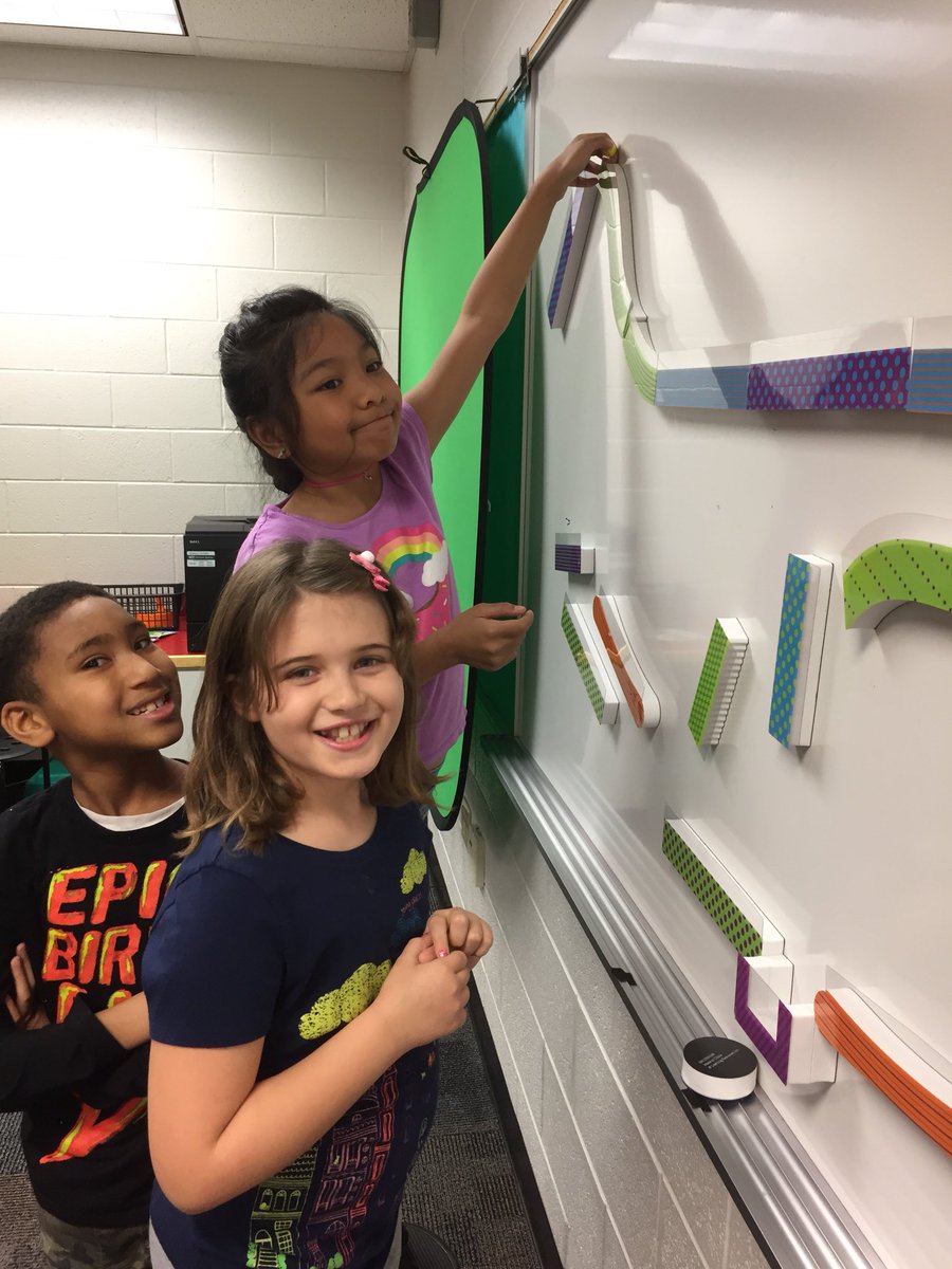 DrJustinNichols's tweet photo. @pigs_in_space23 Thank you for bringing your students in for orientation at #NCESCreationStation @NewCastleES_VB https://t.co/7HG0Ktw5Ec