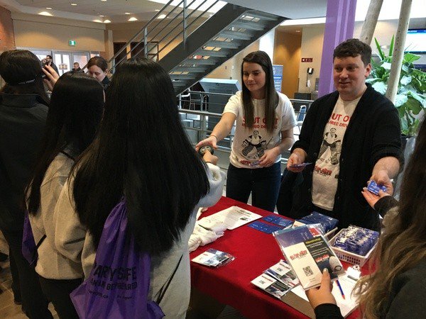 SJDB_OSAID's tweet image. OSAID students getting information #shutoutimpaireddriving #arrivealive