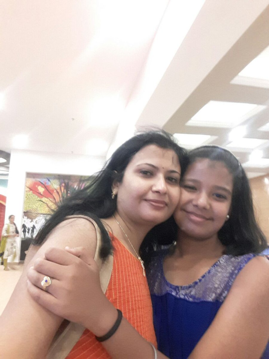 AdorableAvnii's tweet image. @WforWoman #ValentinesDay #InseparableBond #WeAreInseparable My Mom is my first love...my Valentine...she has always been there for me, loved me enough 2 alwaz be worried and puts up wid me when i am upset or mad...Mom I will love you till the stars fall from the sky!!!