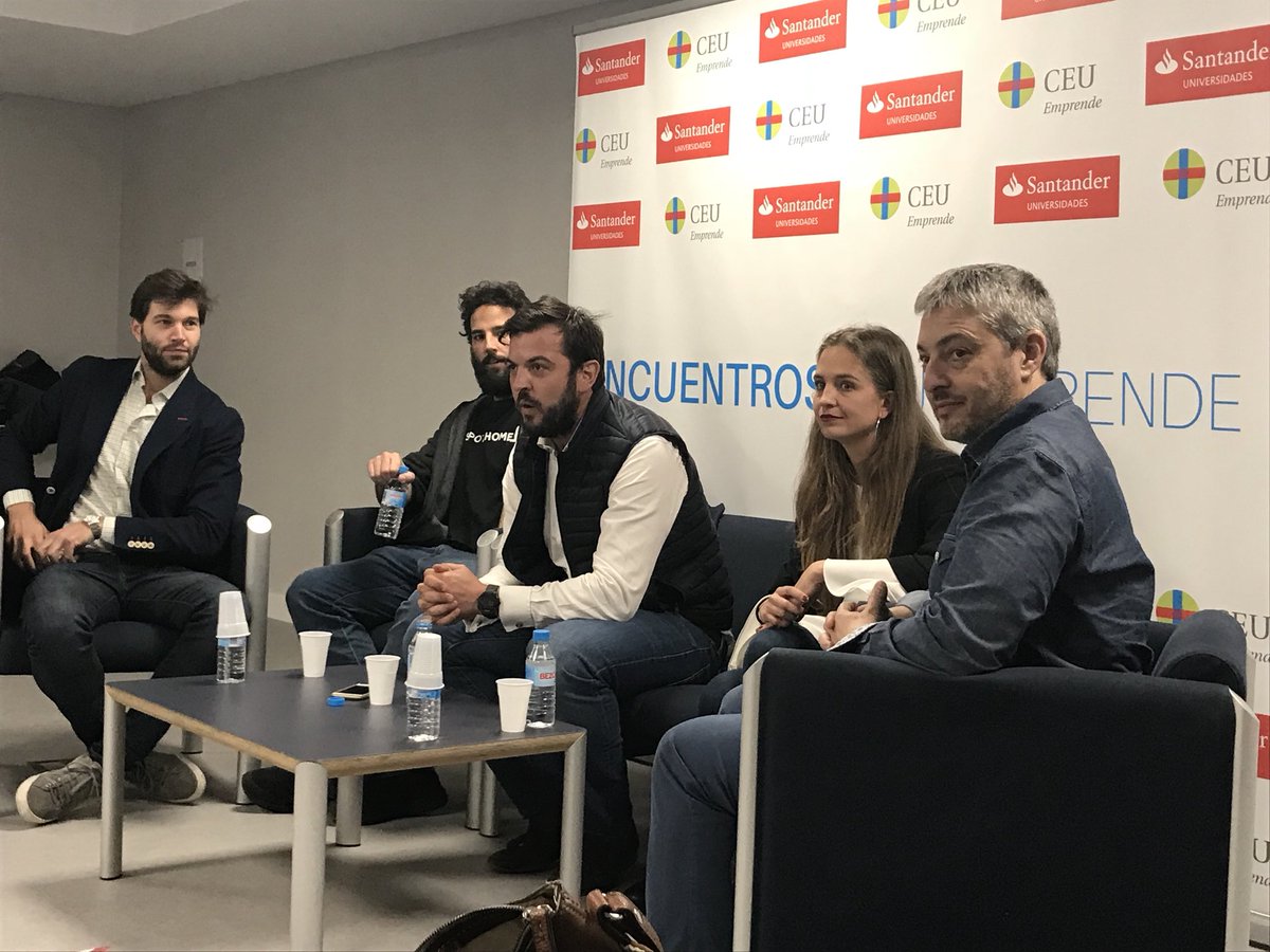 sofiafersan's tweet photo. Ya estamos en los Encuentros @CEUemprende con @ElReferente y con 4 proyectos emprendedores de éxito. @gochemago de @Alterhome_es y además @CEUAAlumni; Patrícia Ratia de @samyroad; Alejandro Artach de @Spotahome y ganador del último @south_summit y @SixtoArias de @madeinmobile. https://t.co/gCXLWNJ5l6
