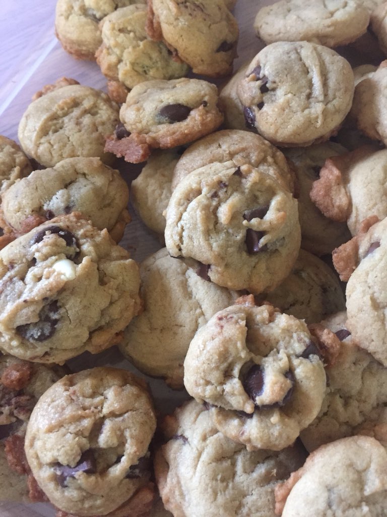 CindyChaffin's tweet photo. Hey @TWestTheatre  #AddamsFamily cast and crew! There will be treats backstage tonight - Chocolate “Crypt” Cookies. Clever, huh? Enjoy! #BreakALeg #backstage #treats #OpeningNight https://t.co/TWTFFiHbBr