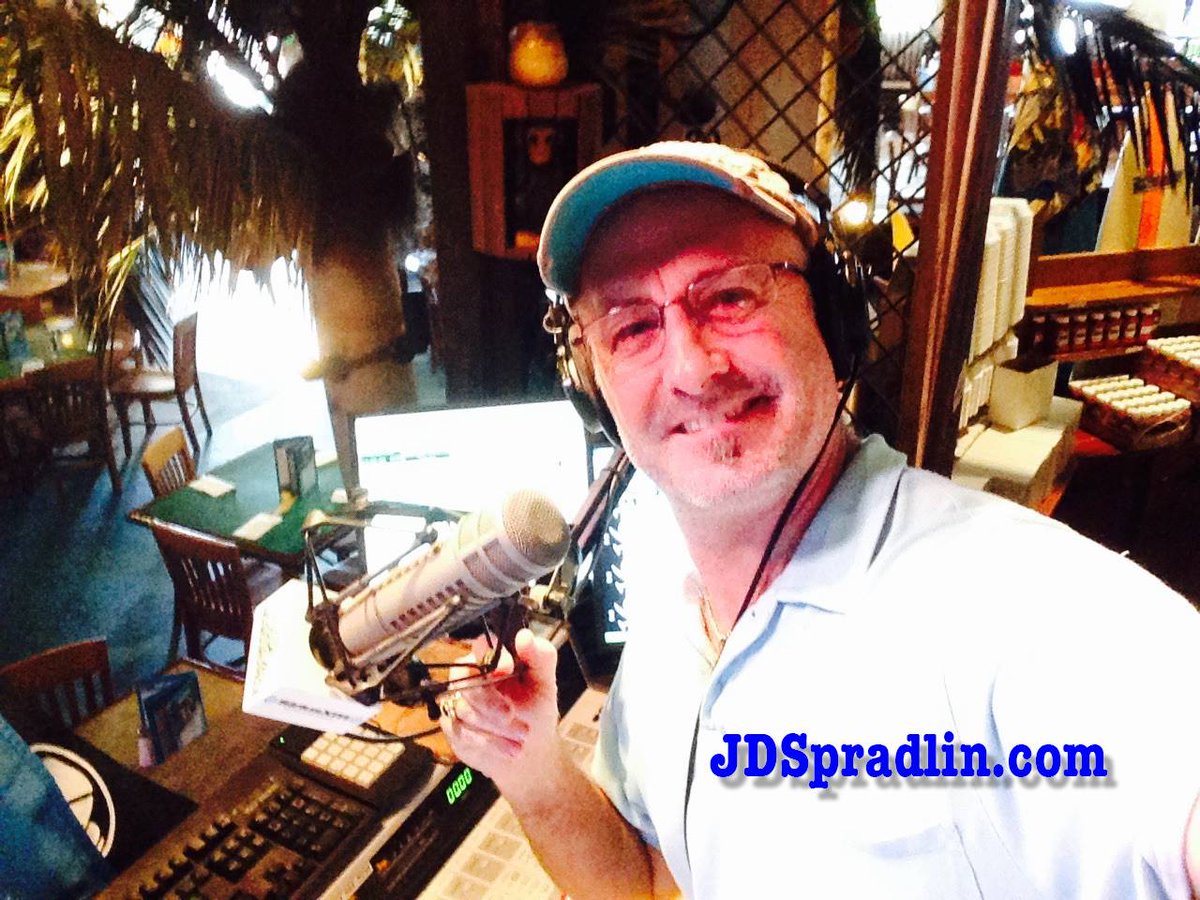 Today (February 15th) marks the 11th year that I have been privileged to be one of the voices on @JimmyBuffett's @RadioMVille on @SiriusXM Ch. 24.
Cheers &amp; Fins Up... 2949 shows later.