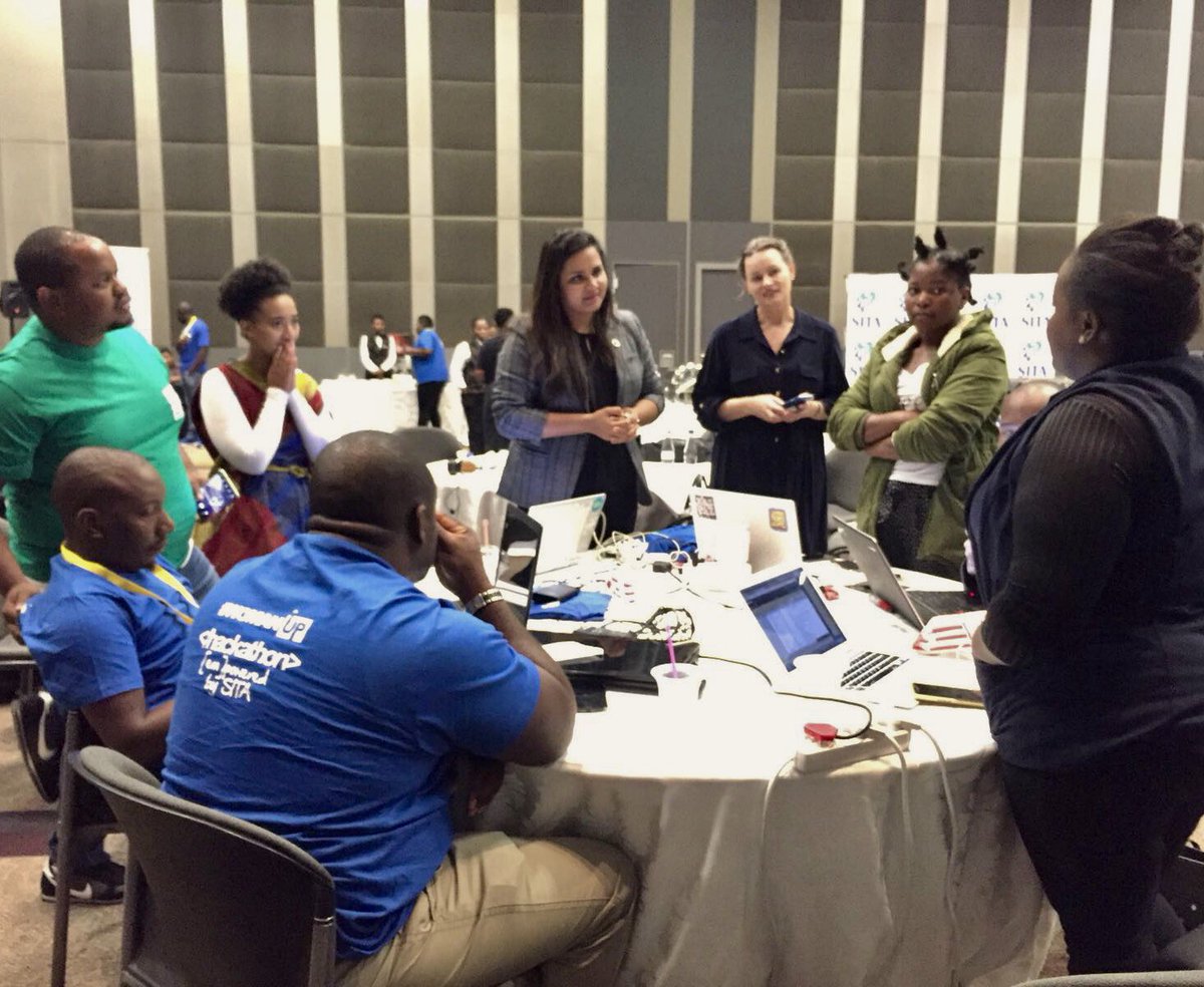 UNYouthAffairs's tweet photo. Loved to be a part of the #hackathon in πΏπ¦ where young people presented innovativeπ‘solutions to address #SRHR challenges
Congrats for your great projects ππ½ to improve access to Sexual & Reproductive Health for everyone
#YouthEnvoyinSouthAfrica #PutYoungPeopleFirst https://t.co/HguEXWy5iR