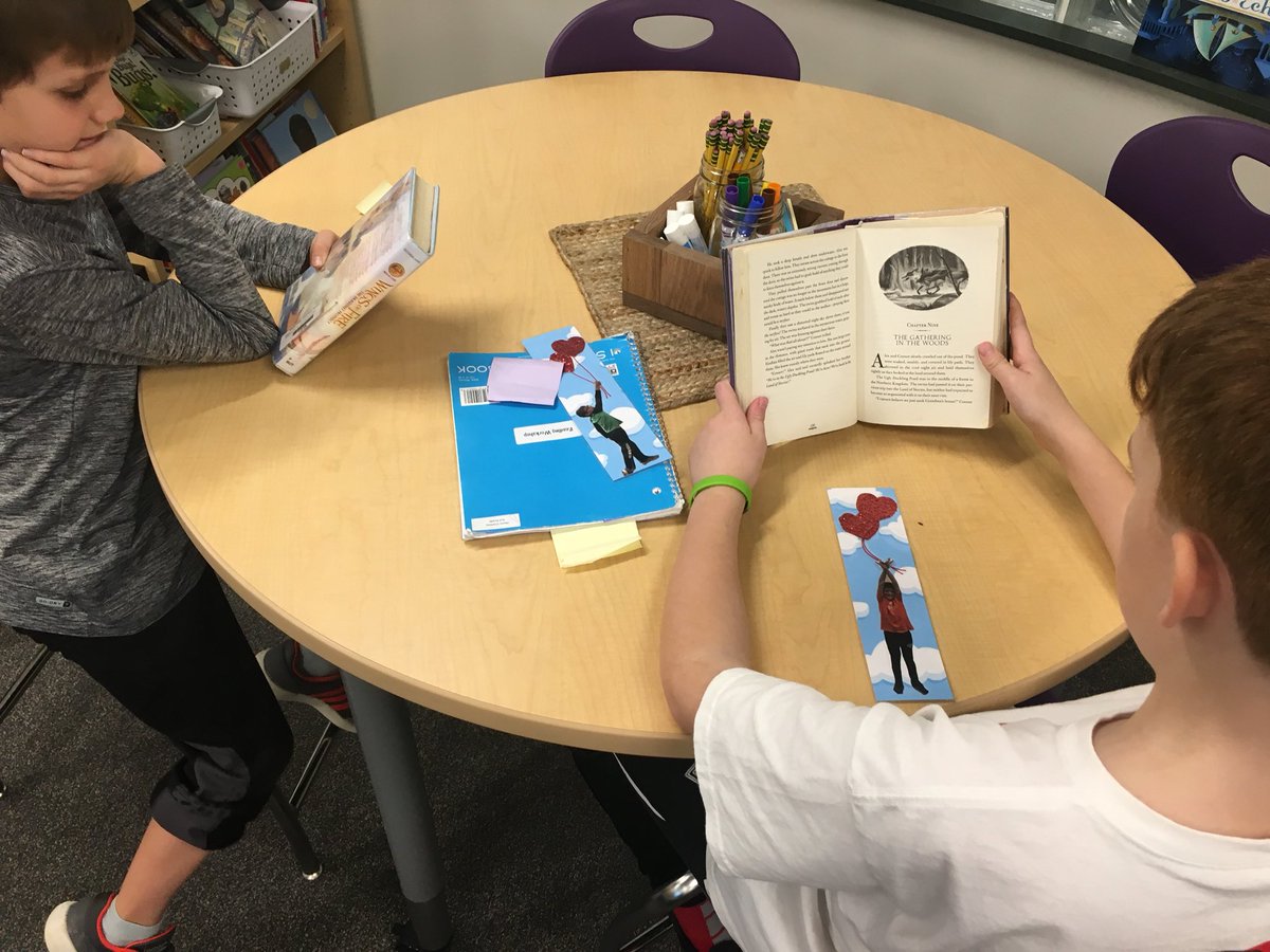 MrsMiller224's tweet photo. Thank you parents for our awesome Valentine bookmarks! We ❤️ them! https://t.co/0F2fs4nF3X
