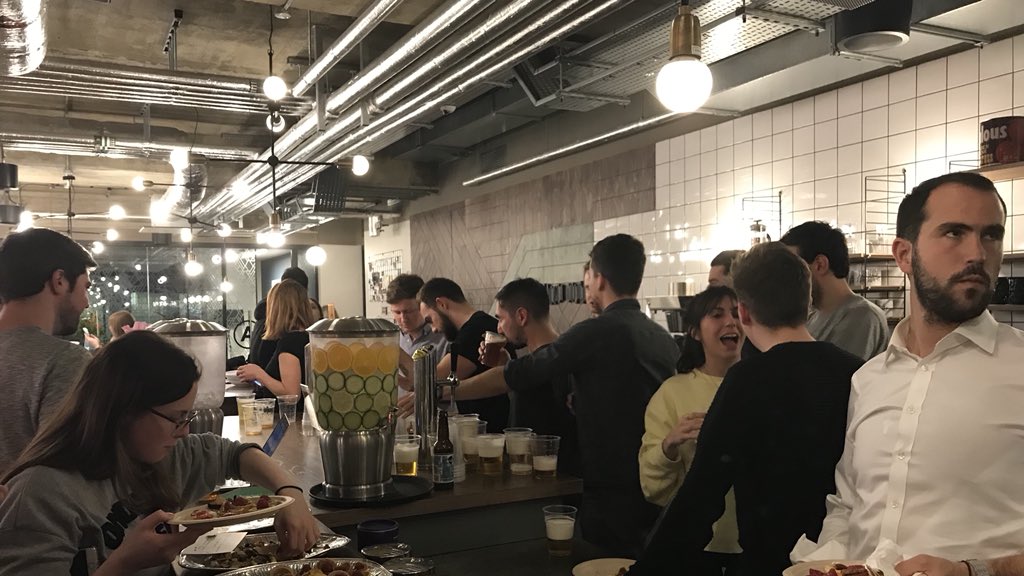 SwissStartupsUK's tweet image. And now, #techcrawl time! Our #SwissTechStarters mingle with @WeWorkUK community around a beer! @CVCI_Lausanne @JulienGuex @EPFL_Park