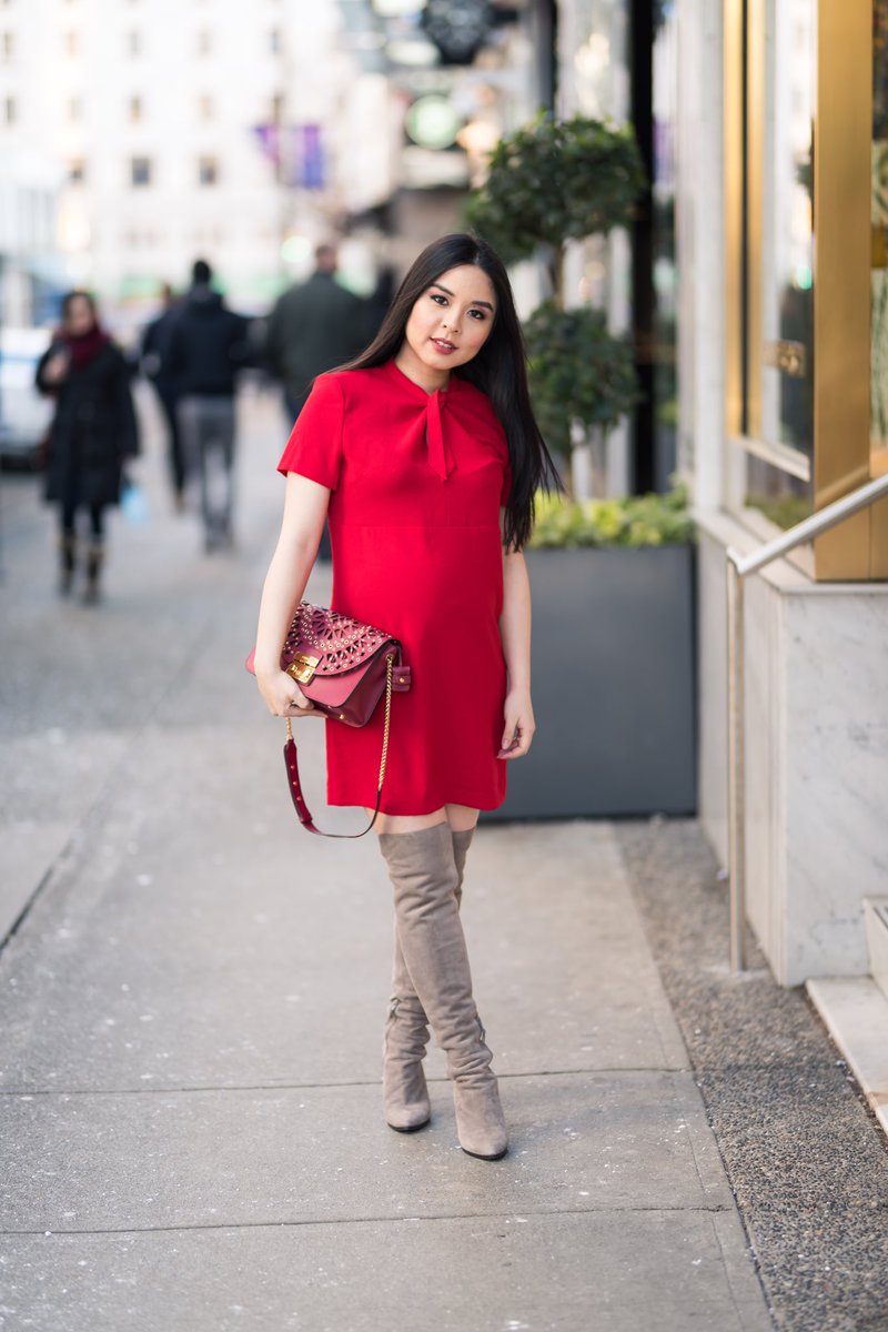 Be my Valentine❤️ #ValentinesDay #Valentines2018 #vday #streetstyle #ootd #lookoftheday #zara #style #thebump #pregnantstyle #vancouverbc #ladyinred #red #ThursdayThought #fbloggers #mommyblogger #outfits