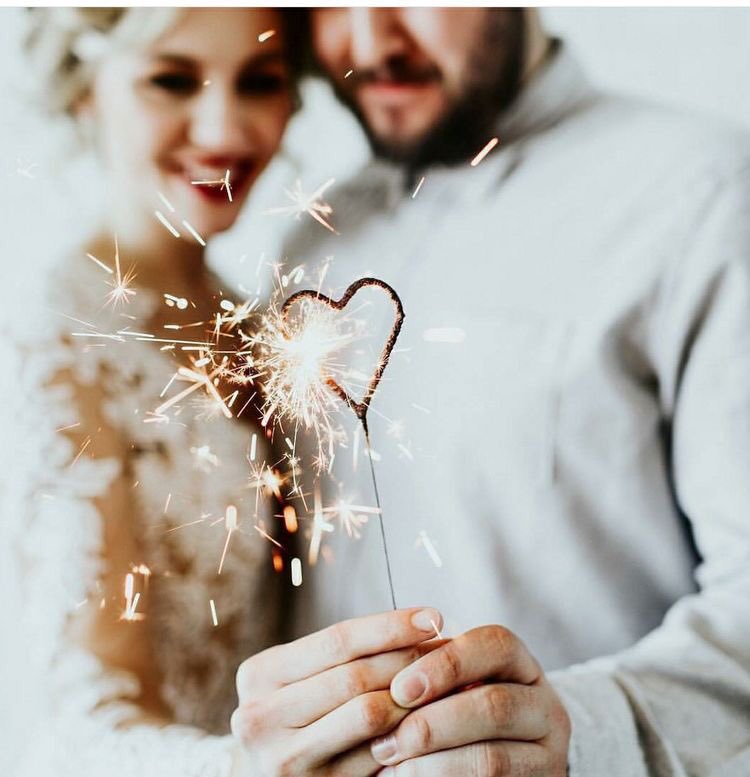 TLittleBigLight's tweet photo. 💫La luz del amor✨

#Inspiración #bengalas #corazones #wedding #detallesparatuboda https://t.co/K83AMajqNg