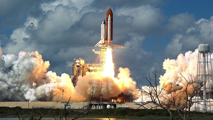 cryptyc_io's tweet photo. Bitcoin breaks through $10,000 again – is it all green from here? https://t.co/Pg48sTSNQc https://t.co/LMCwO7b3TO