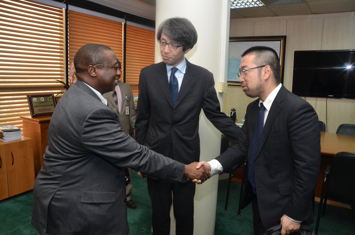 DrMKBaru's tweet photo. Today at the @NNPCgroup Towers in Abuja, I had the honour of receiving the Japanese 🇯🇵Ambassador to Nigeria 🇳🇬, His Excellency, Sadanobu Kusaoke. Our discussions centred on the purchase of #LNG and participation of Japanese companies in Nigeria's major gas projects. https://t.co/tCrmx5DWnx