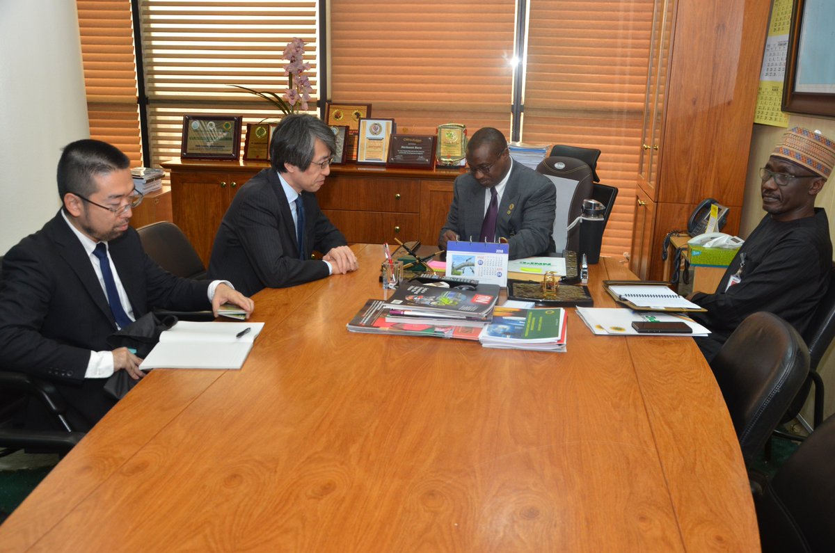 DrMKBaru's tweet photo. Today at the @NNPCgroup Towers in Abuja, I had the honour of receiving the Japanese 🇯🇵Ambassador to Nigeria 🇳🇬, His Excellency, Sadanobu Kusaoke. Our discussions centred on the purchase of #LNG and participation of Japanese companies in Nigeria's major gas projects. https://t.co/tCrmx5DWnx