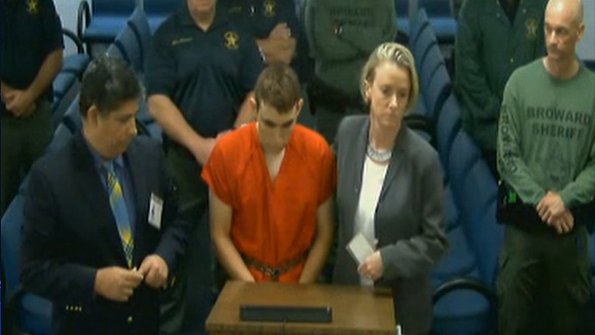 #BREAKING School shooting suspect Nikolas Cruz ordered held WITHOUT BOND. https://t.co/LXQdG7GyKJ
