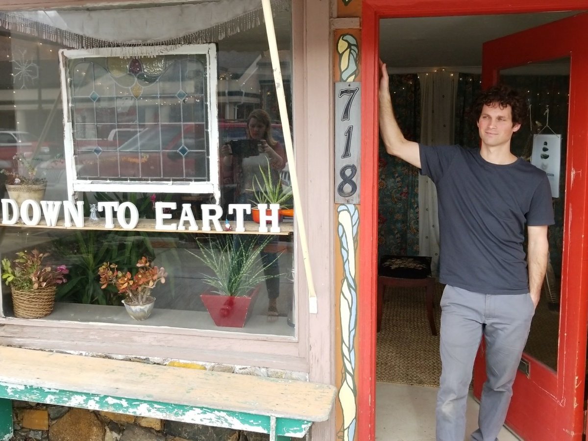 TumanGregory's tweet photo. Rob Anderson, owner of Down to Earth. Down to Earth provides massage therapy in Boone, NC. Found at 718 King Street. #ASUNewser https://t.co/X5FhsLaqcu