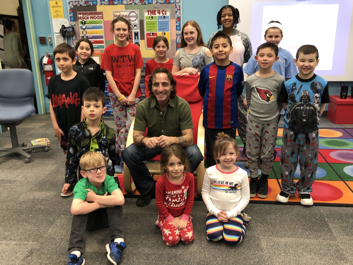 JillianFormosa's tweet photo. We had a blast meeting a real author! Thank you Berkeley PSO!!! https://t.co/FkSIYwQ2Fy