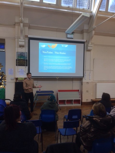 DanygraigP's tweet photo. A huge thank you to all parents who attended our E-Safety event this afternoon! We hope you enjoyed and are grateful of your lovely feedback ๐ weโll let you know about our next session soon! #DYGPDC #CommunityEngagement Thanks to PCSO Mansell for attending too @SWPSwansea https://t.co/pyCg53gDqG
