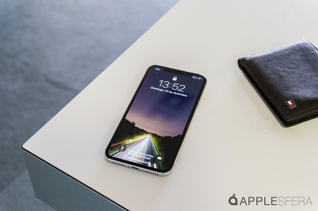 applesfera's tweet photo. Todas las aplicaciones tendrán que estar optimizadas para la pantalla del iPhone X a partir de abril https://t.co/yRd6nDSZHi https://t.co/Ye4heR2ulv