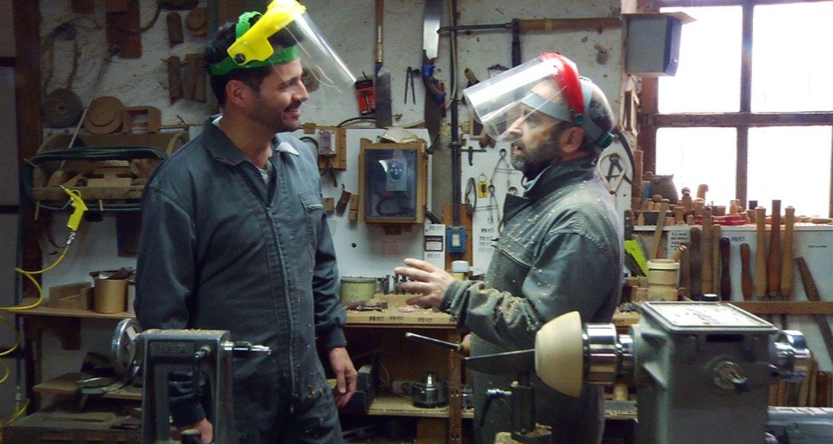 aquilatierratve's tweet photo. Los tornos, además de su utilidad tradicional, tienen un sorprendente usos casi casi terapéuticos... nos lo cuenta @jpcarpintero @jacobpetrus_tve https://t.co/1tgoJs2pV7