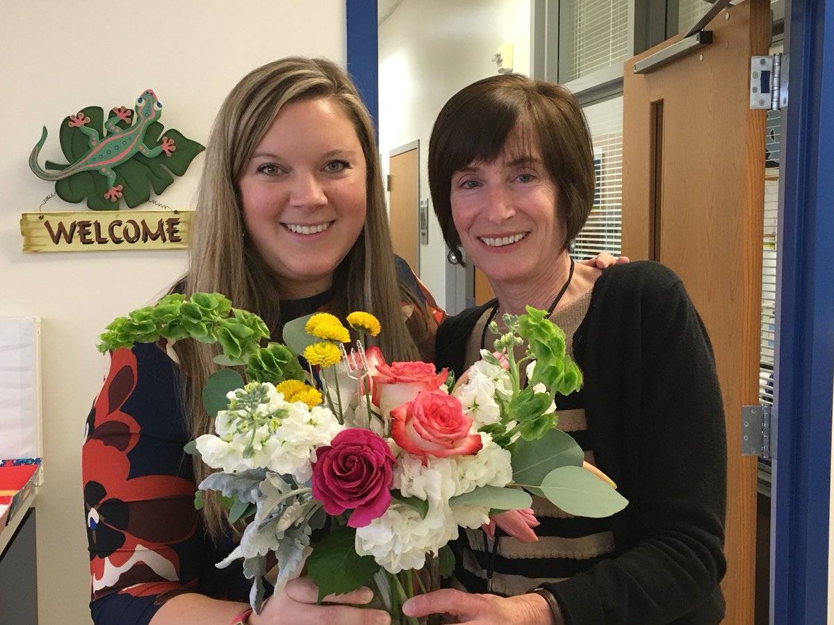 Congratulations to Kathleen Carswell, our Teacher of the Year and Mary Mateer, our Classified Employee of the Year! Two outstanding Geckos!