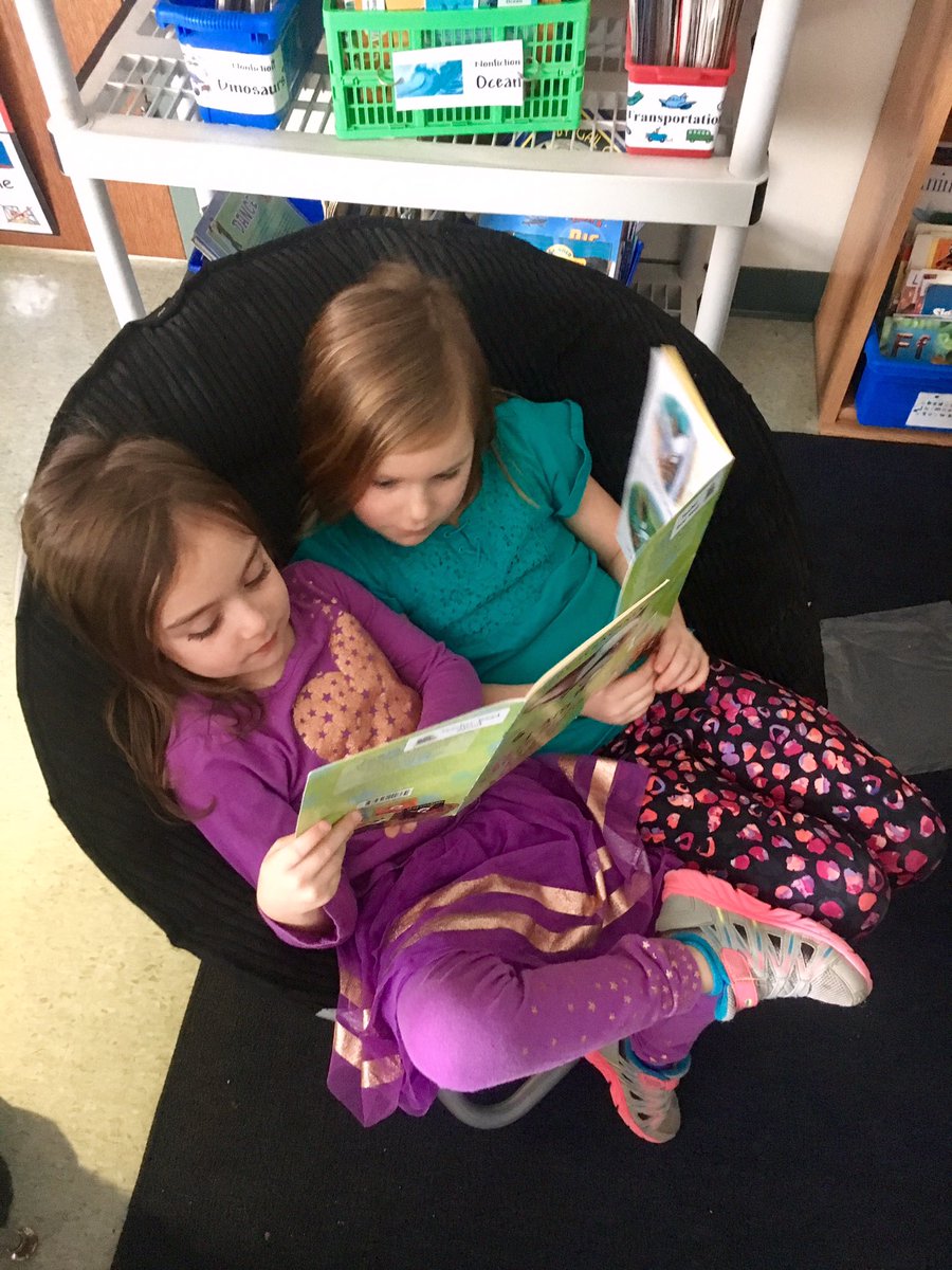 MrsC_Ramirez's tweet photo. Daily 5 Partner Reading...a choice for literacy rotations #pickapartner #readwhereyouwant #LFLeads #lfwsrocks @wsshipmates https://t.co/F11K05VRWc