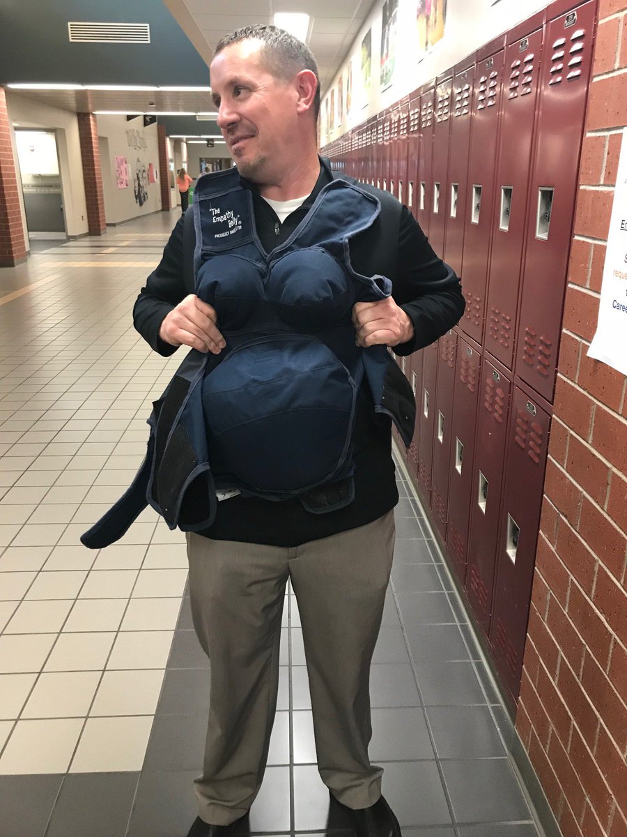 MAVSFACS's tweet photo. Guess who else joined the Pregnancy Simulation today???  @MaizeSouthAD https://t.co/PTuGgKVkNi