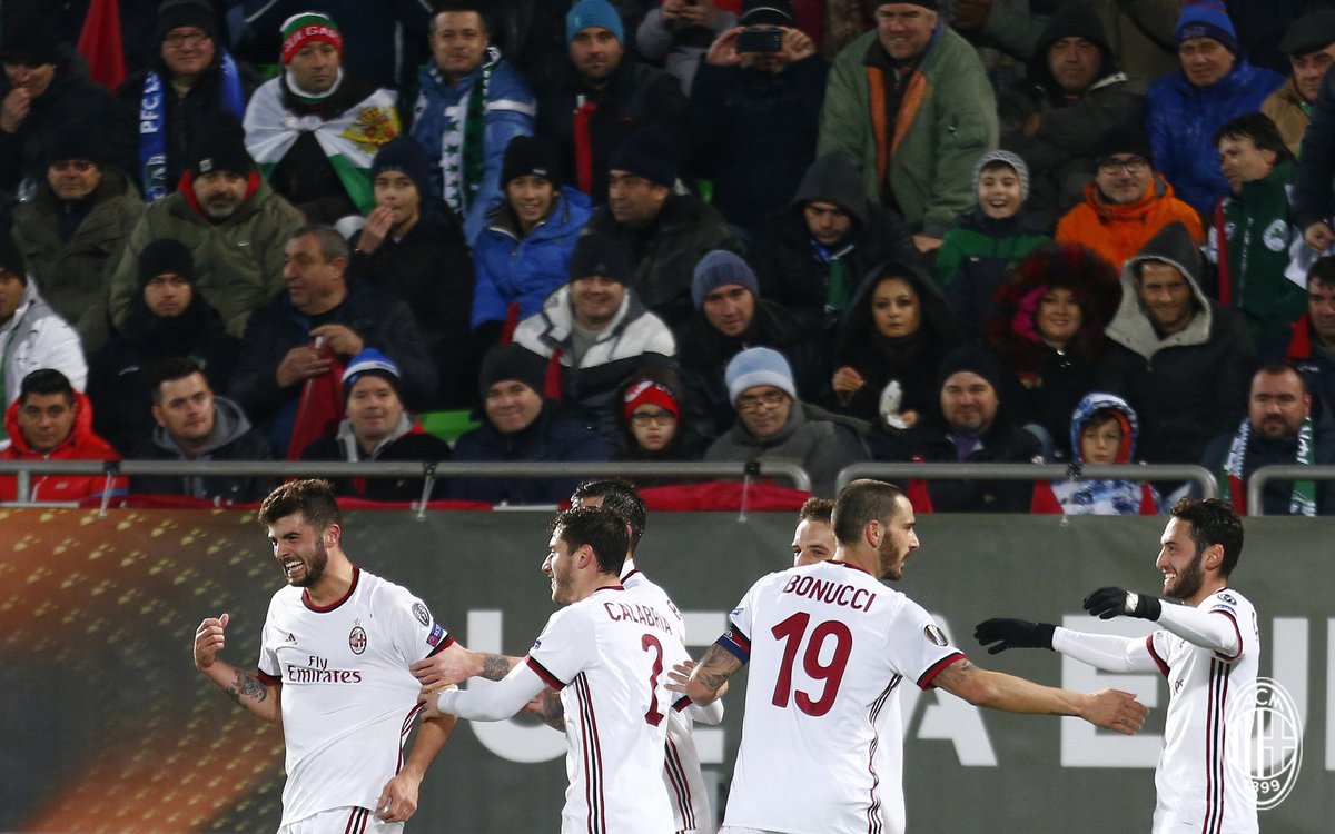MilanistiOrId's tweet photo. FT #Ludogorets 0 : 3 #ACMilan #EuropaLeague #ForzaMilan 

Komentar Kalian? https://t.co/3TTwZyEtlQ