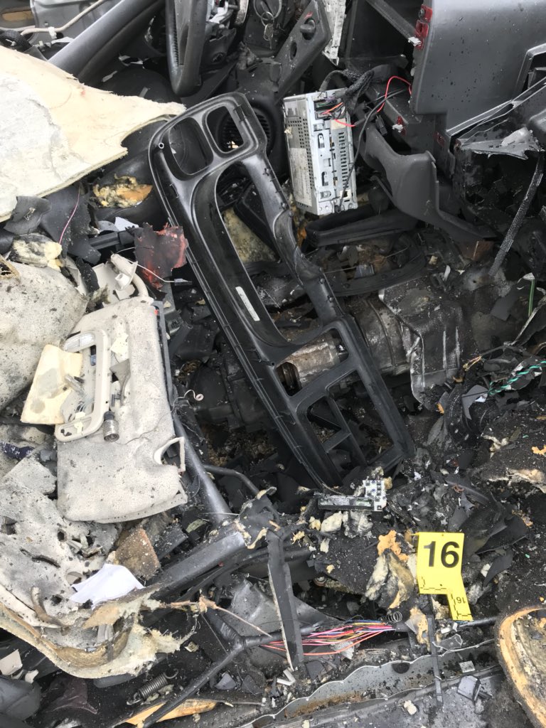 5_0Squirrel's tweet photo. I love my job #Training #PostBlast #BombTeam https://t.co/v37ateaJp8