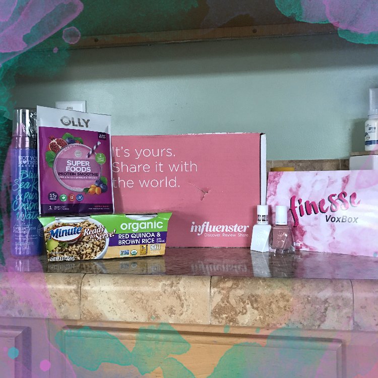 c2theorie's tweet photo. Eeek! I got all kinds of goodie mail today! Thank you @influenster #finessevoxbox https://t.co/WodW0zWlqj