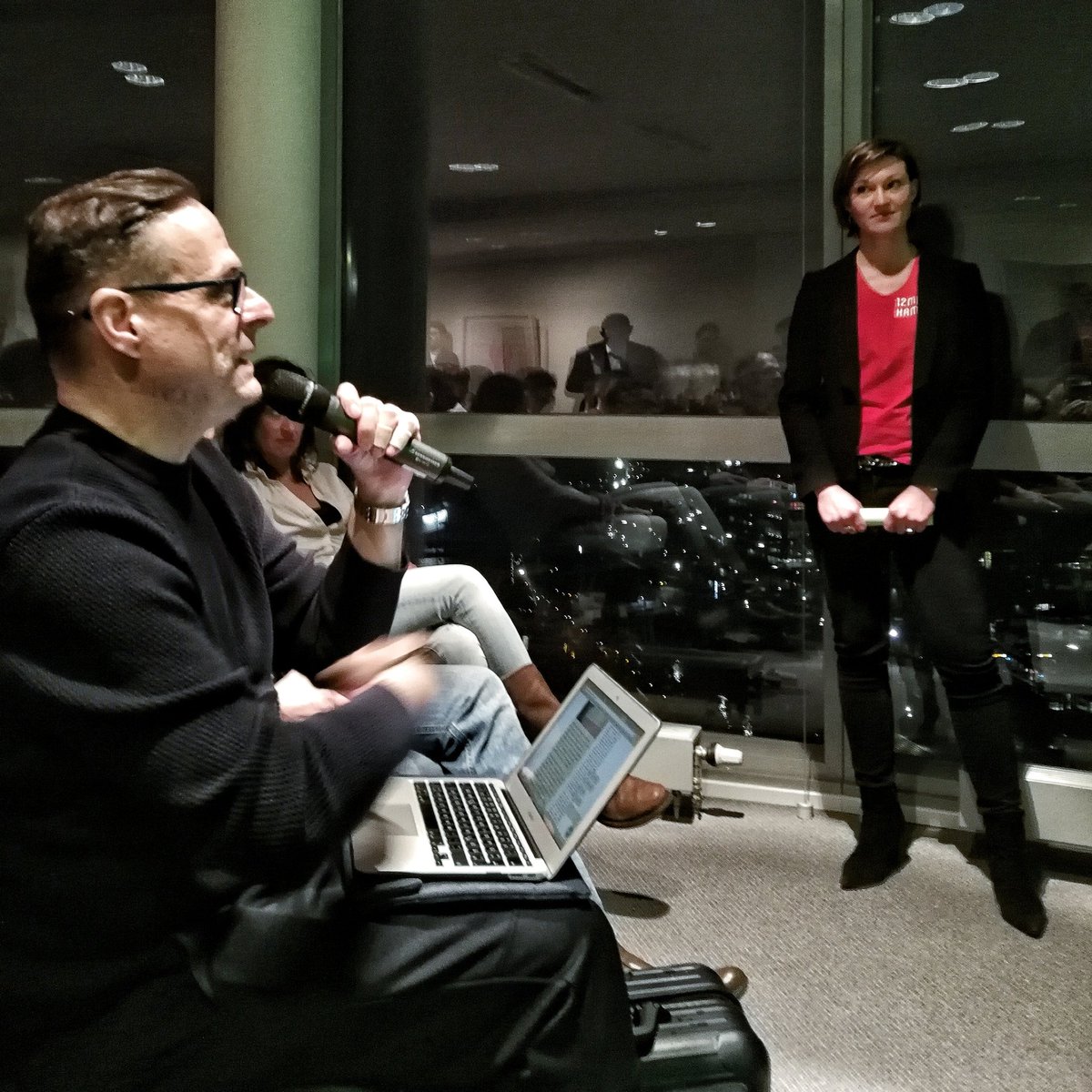 Gespannt auf den Artikel zu #SmartCity und <a href="/12min_me/">12min.me</a> bei @hansevalley, der bestimmt kommt. ;) /ob