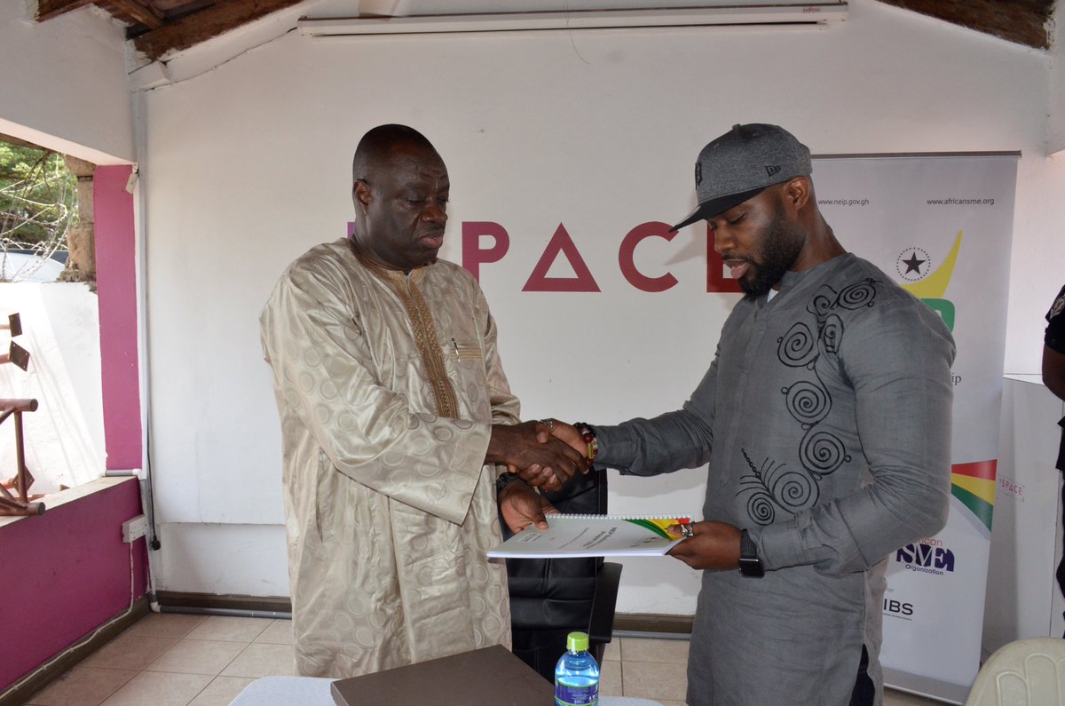 ASMESummit's tweet photo. Minister for Business Development, Hon Ibrahim Awal visited the Ispace Hub today.  #BusinessisGhana #AfricanSMEOrganisation @iSpaceGh https://t.co/I2SCyJaKrU