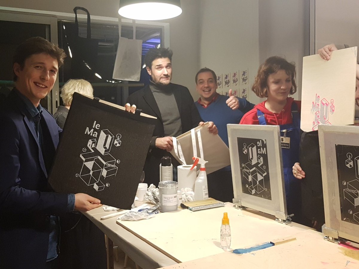 Okoni_Official's tweet photo. La #serigraphie est un vrai succès ! Nous réalisons de superbes #ToteBag pour nos invités #inaugiration #LeMa https://t.co/cPPTGPKvzl