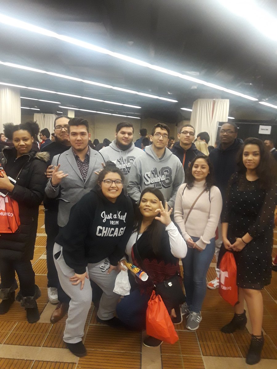 EC Central HS at United States Hispanic Leadership Institute Leadership Conference! #sceck12_Central #ECCENTRAL_CARDS