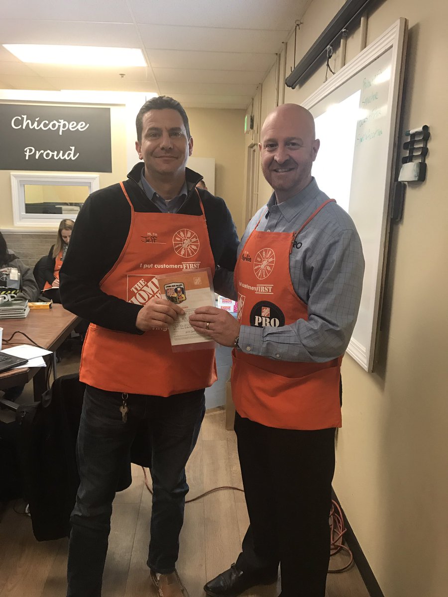 Chris Catalina tweet media