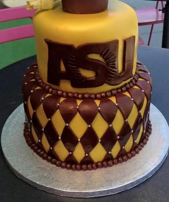 JoeBear72's tweet photo. Wishing My Friend @simdave15 an #XXL Happy Birthday. Love the fact she's a #GreatJournalist & #SportsFan, but also a #BrainyAndTalented #BioScienceMaven Simran #KicksButt in several fields. https://t.co/f213mD4NGt