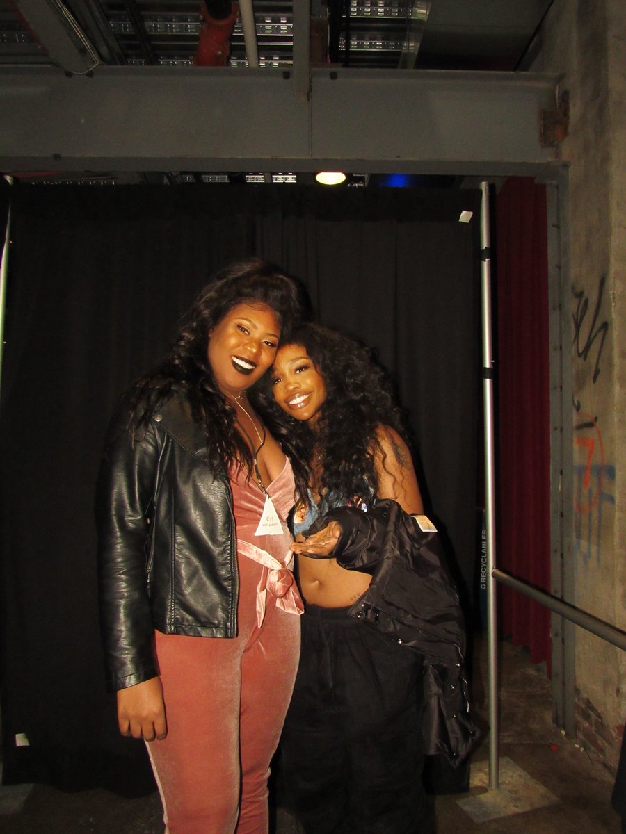 _BriaaaS's tweet photo. A moment. Thank you @sza ๐นโจ #ctrl #ctrltour #sza #philly https://t.co/ORnds1sVSE