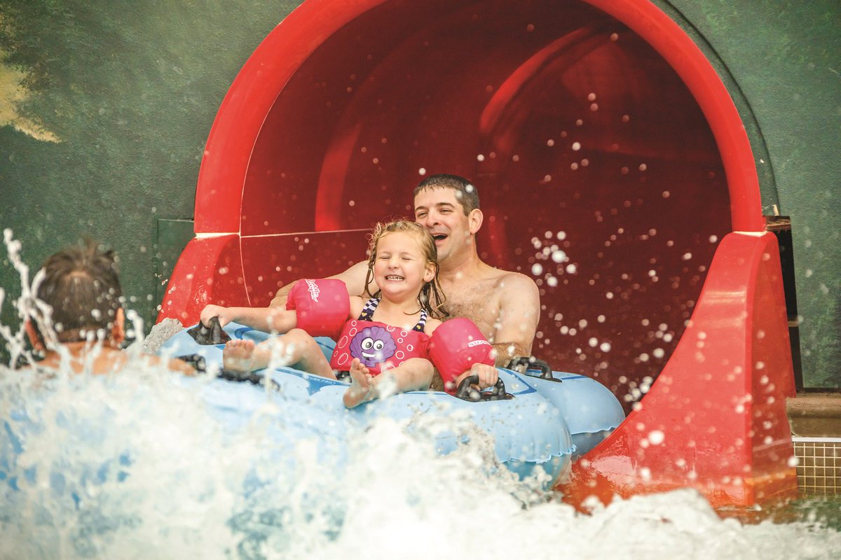 hiclubvacations's tweet photo. Set sail for pirate-themed waterslides and a lazy river at Pirate's Cay Indoor Water Park at our #FoxRiverResort! #ExploreIllinois https://t.co/DRusg5rUXj