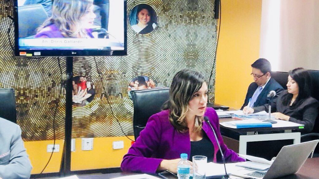 Hoy incorporamos en el proceso de #RendiciónDeCuentas el Catálogo de Estándares e  Indicadores de Género e Interculturalidad como instrumento de control social, transparencia y empoderamiento ciudadano. 

Trabajo impulsado por la Comisión que presido.

#PlenoCPCCS