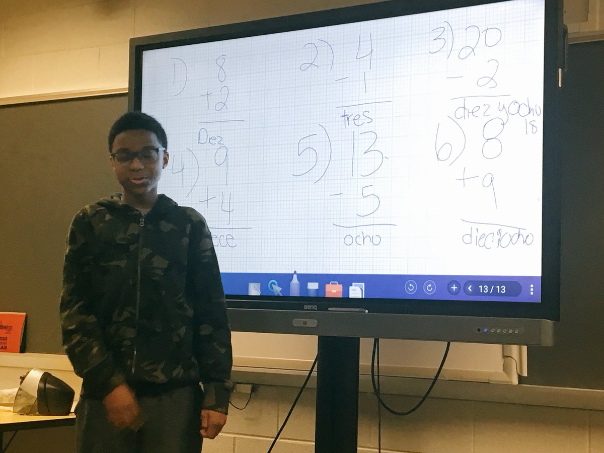 senoramcewan1's tweet photo. Español with the BenQ! So proud of my Spanish one classes!!@GoCHSTruckers https://t.co/pbESXlGaO8